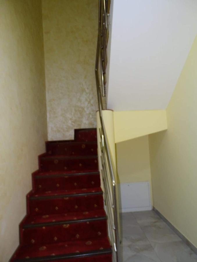 Vila Nicholas Barcanesti Экстерьер фото